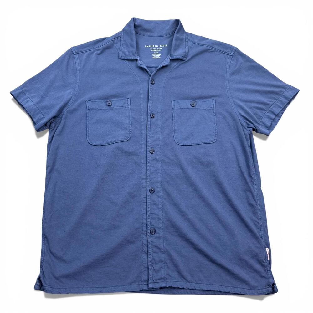 American Eagle Super Soft Button Up Shirt Mens Size Medium Blue Pocket Casual